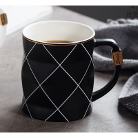 Gold painted black and white check ceramic cup Nordic ins creative Yuansu water cup business Mug Coffee Cup